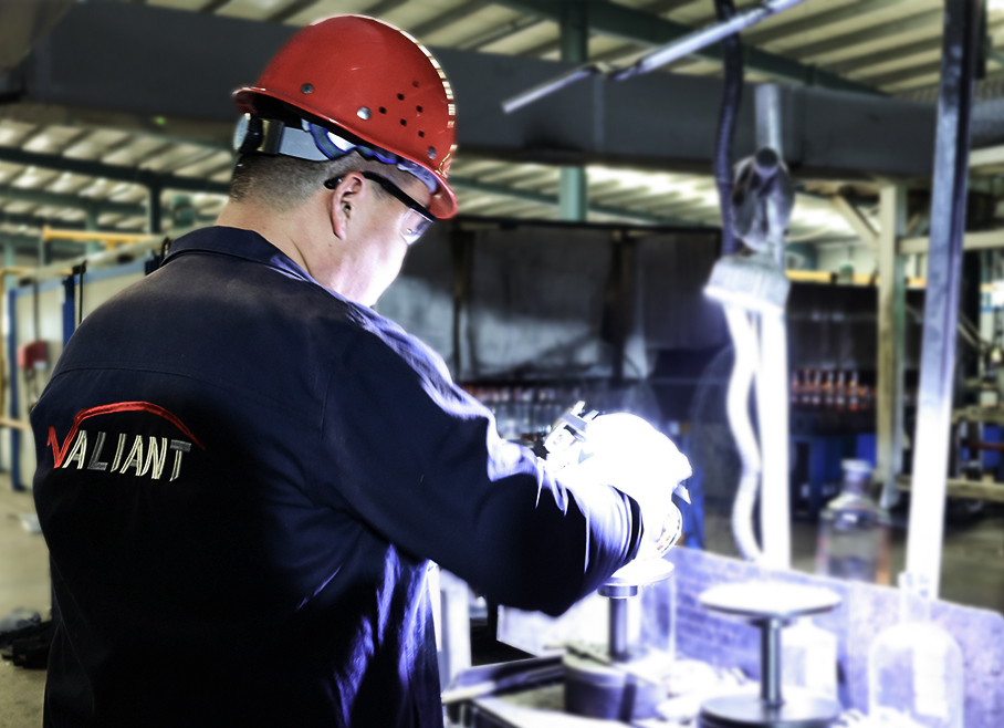 Best Glass Bottle Factory in China