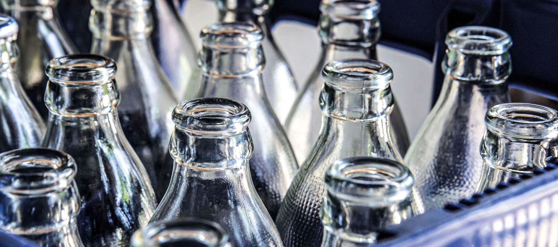 glass bottle img 000 valiant glass 202507040933